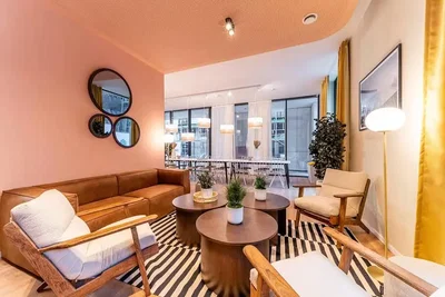 Soggiorno; luce naturale, stile moderno