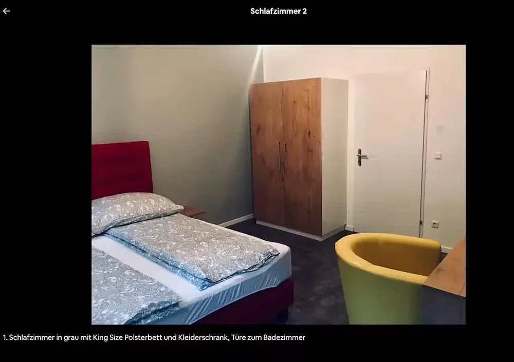 Schlafzimmer; holzboden