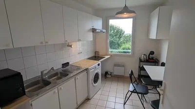 Küche; tageslicht, fliesenboden, küchengeräte
