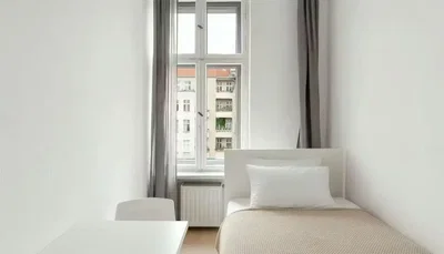 Spavaća soba; prirodno svjetlo, pogled