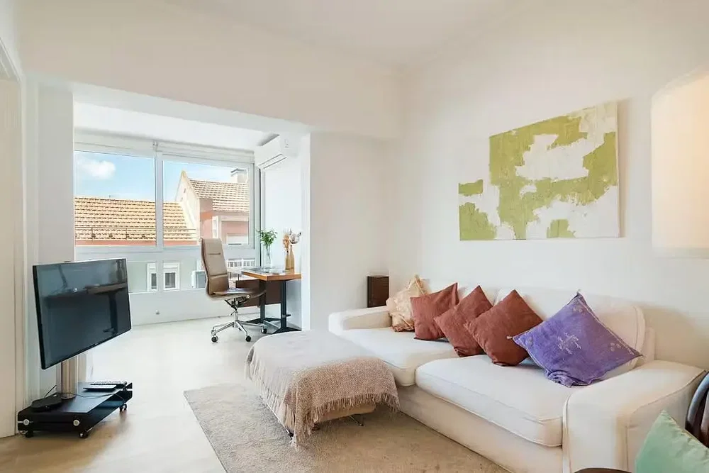 Wohnzimmer; tageslicht, moderner stil