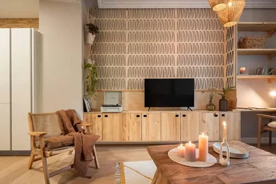 Woonkamer; natuurlijk licht, moderne stijl, houten vloer