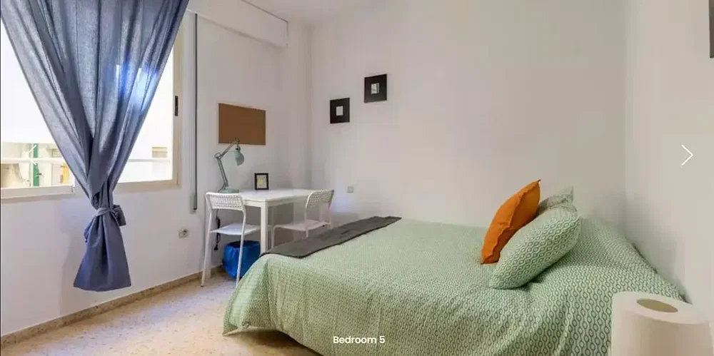 Spavaća soba; prirodno svjetlo