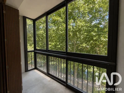 Balcon; vue, lumière naturelle