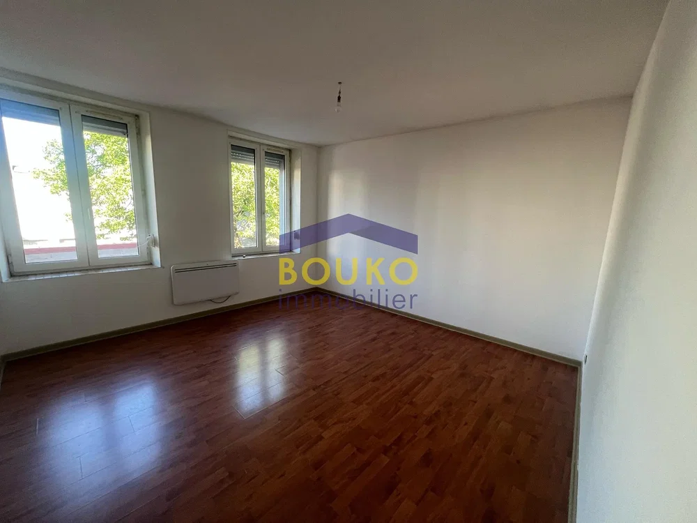 Autre; parquet, lumière naturelle