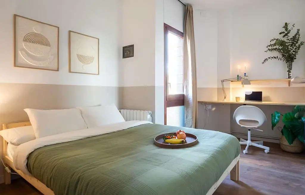 Chambre; parquet, lumière naturelle, style moderne