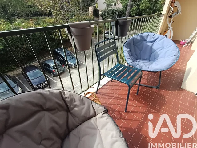 Balkon; prirodno svjetlo, pogled