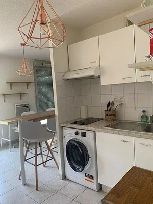 Кухиња; кухињски апарати, плочице