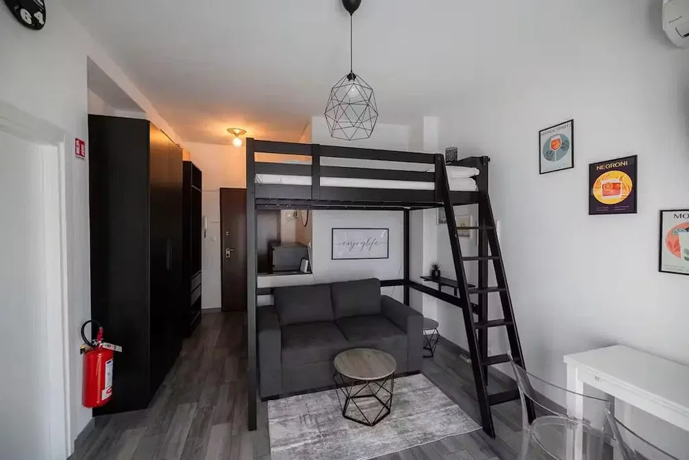 Wohnzimmer; moderner stil, holzboden, tageslicht