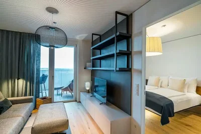Wohnzimmer; blick, tageslicht, moderner stil