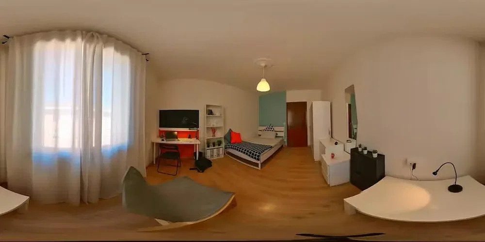 Schlafzimmer; tageslicht, holzboden