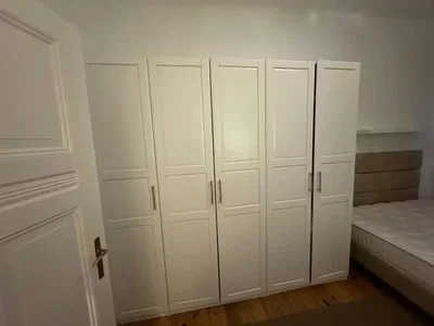 Bedroom; wood floor