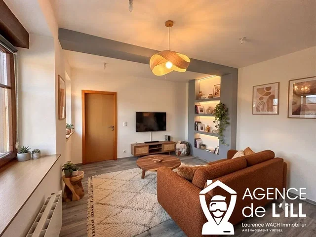 Salón; suelo de madera, luz natural, estilo moderno