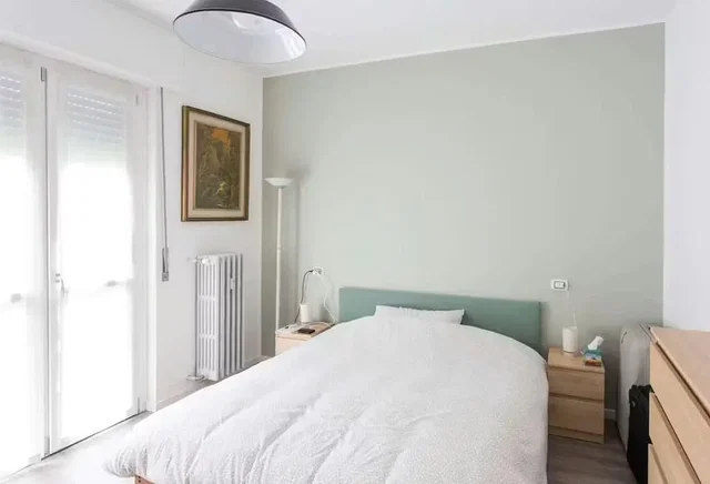 Camera da letto; luce naturale, stile moderno