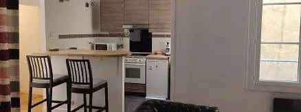 Cucina; elettrodomestici, luce naturale