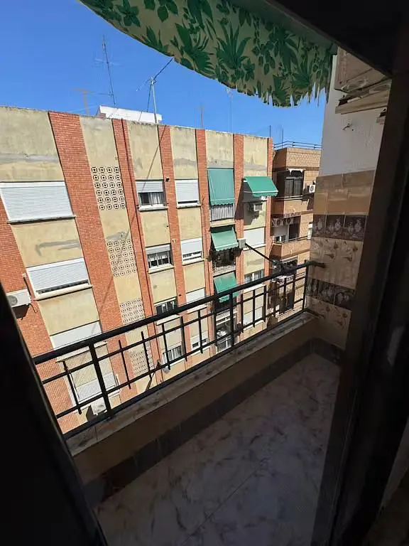 Balkon; pločice, pogled