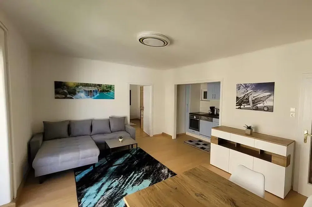 Woonkamer; natuurlijk licht, moderne stijl