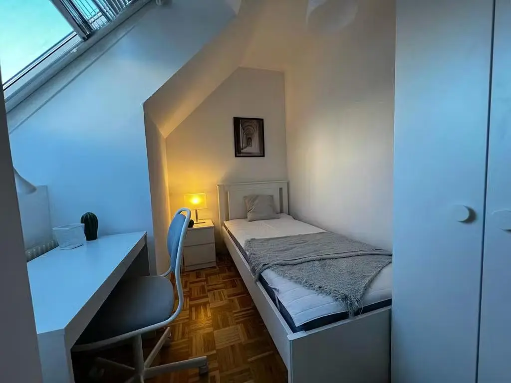 Bedroom; natural light, wood floor