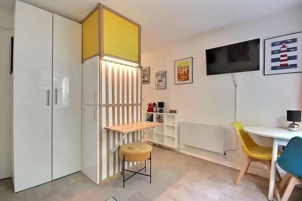 Other; wood floor, natural light, modern style