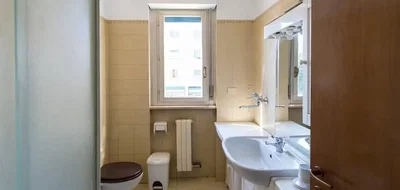 Toilette; luce naturale