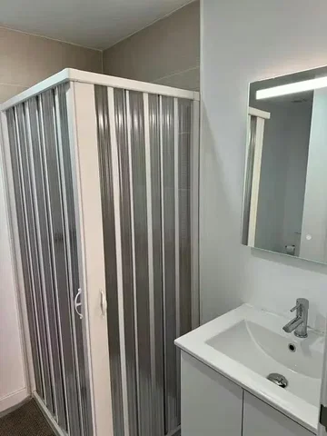 Toalet; pločice
