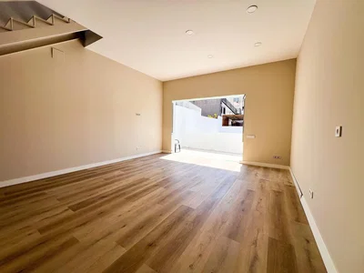Salon; parquet, lumière naturelle