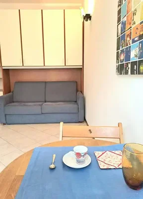 Salon; parquet, lumière naturelle, style moderne