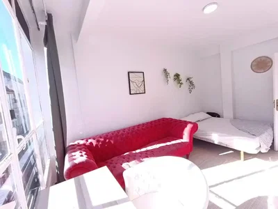 Camera da letto; luce naturale, stile moderno