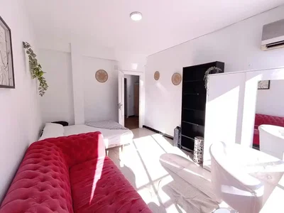 Camera da letto; luce naturale, stile moderno