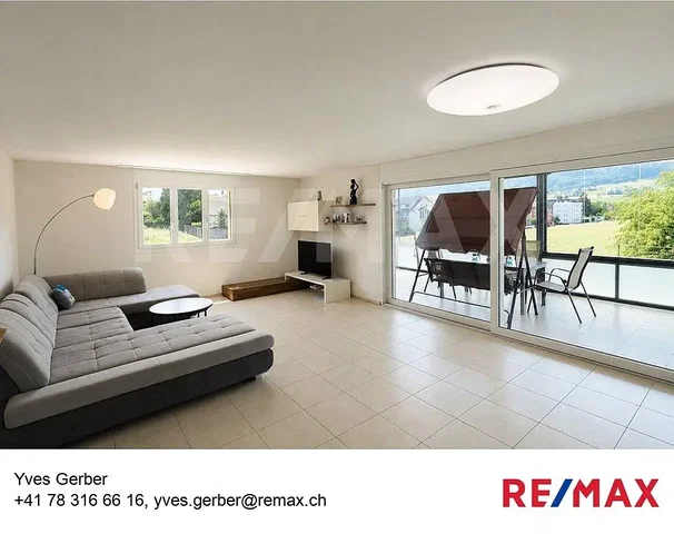 Living room; view, tile floor, natural light