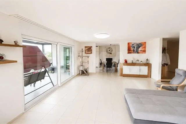 Living room; tile floor, natural light
