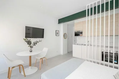 Cucina; elettrodomestici, luce naturale, stile moderno, ristrutturato