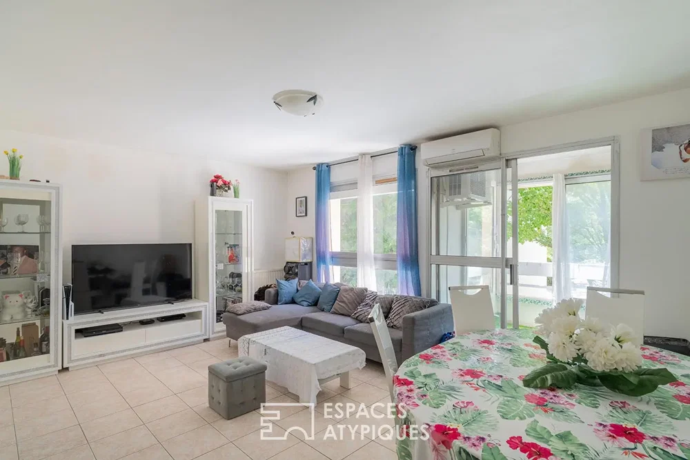 Sala de estar; luz natural, estilo moderno