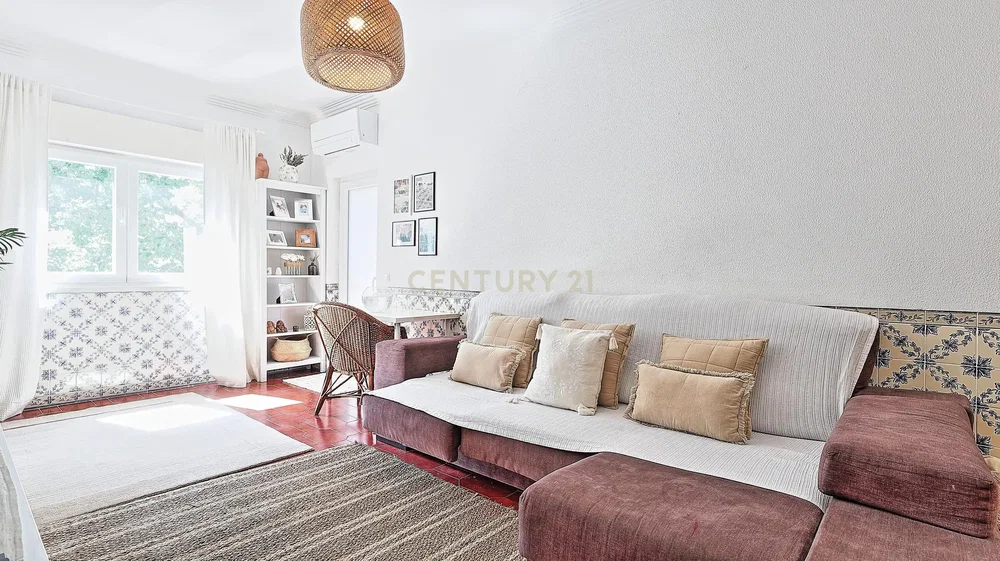 Living room; natural light, modern style