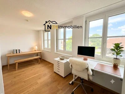 Salon; parquet, lumière naturelle, style moderne