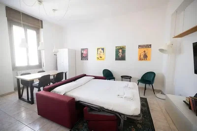 Salon; lumière naturelle, carrelage