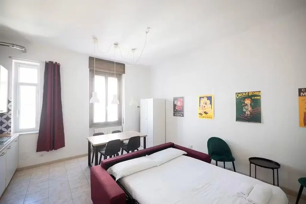 Chambre; lumière naturelle, carrelage