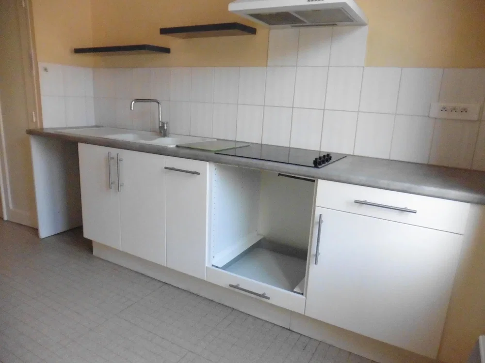 Cuisine; carrelage, électroménager