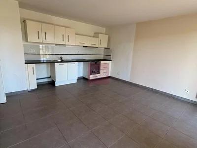Kitchen; tile floor, needs renovation