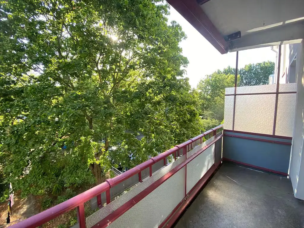 Balkon; přirozené světlo, výhled
