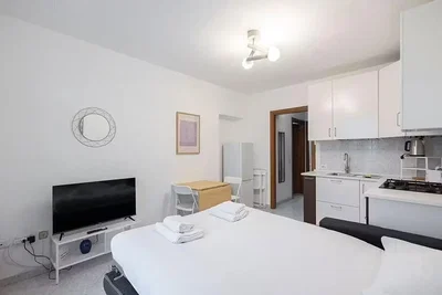 Schlafzimmer; küchengeräte, tageslicht, moderner stil
