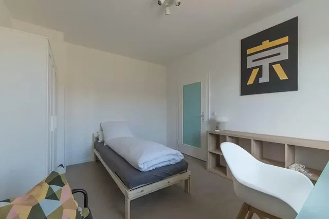 Schlafzimmer; tageslicht, moderner stil