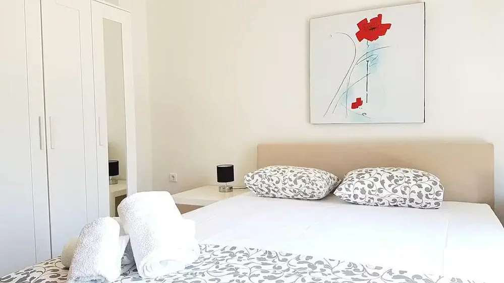 Schlafzimmer; tageslicht, moderner stil