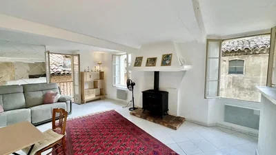 Wohnzimmer; kamin, tageslicht
