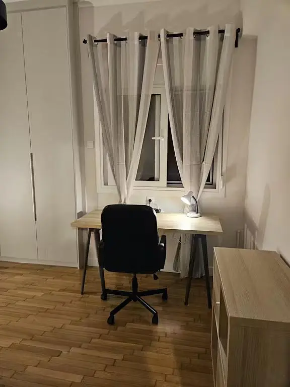 Kids room; wood floor, natural light