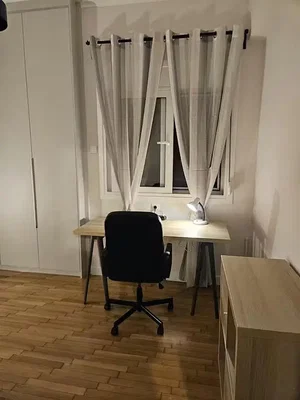 Kids room; wood floor, natural light