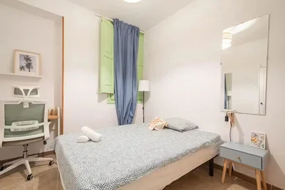 Camera da letto; luce naturale, stile moderno