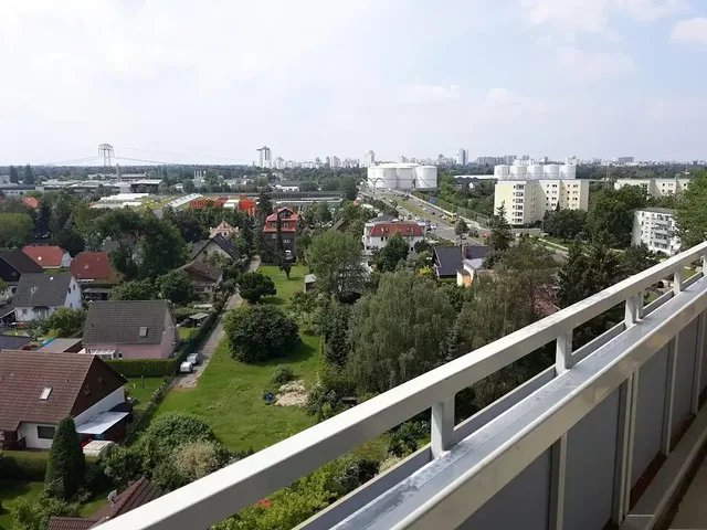 Балкон; гледка, естествена светлина