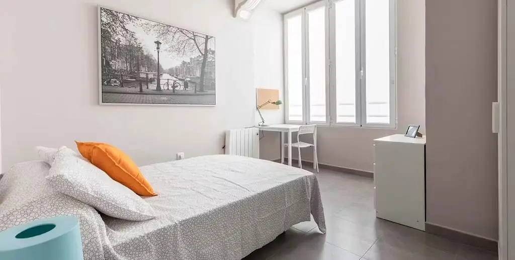 Bedroom; natural light, tile floor