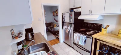 Kitchen; kitchen appliances, natural light